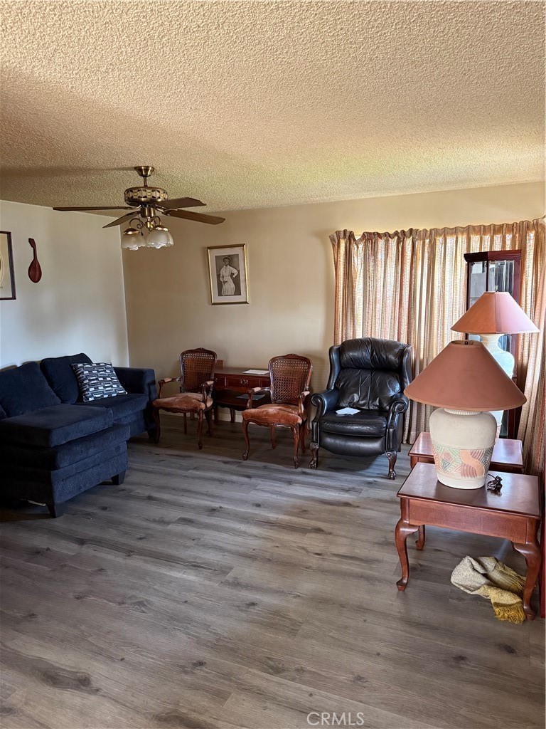 1813 West 151st Street Compton, CA 90220 - Photo 3 of 24