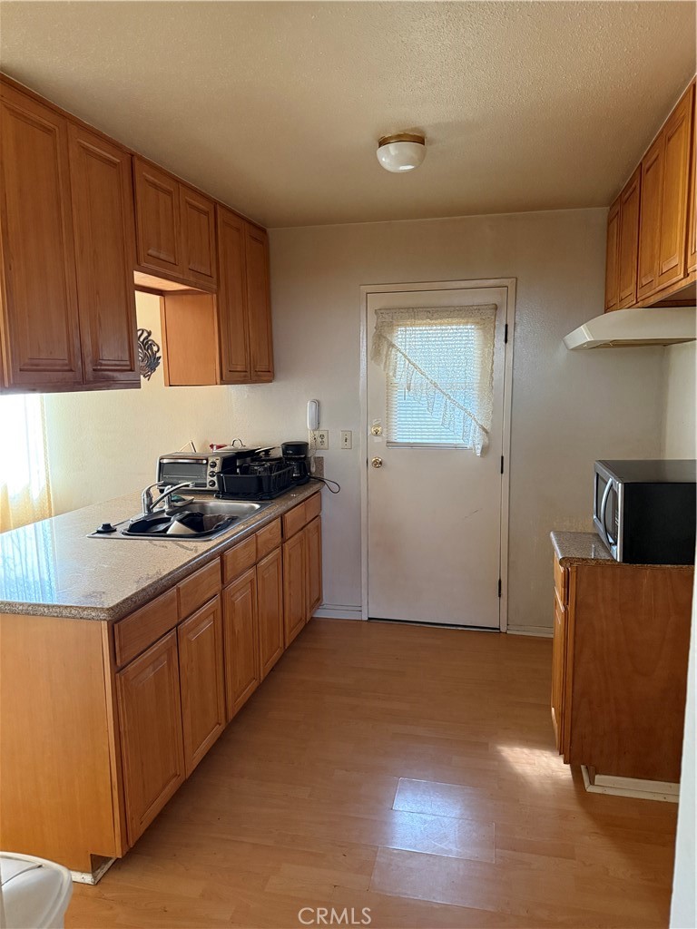 1813 West 151st Street Compton, CA 90220 - Photo 9 of 24