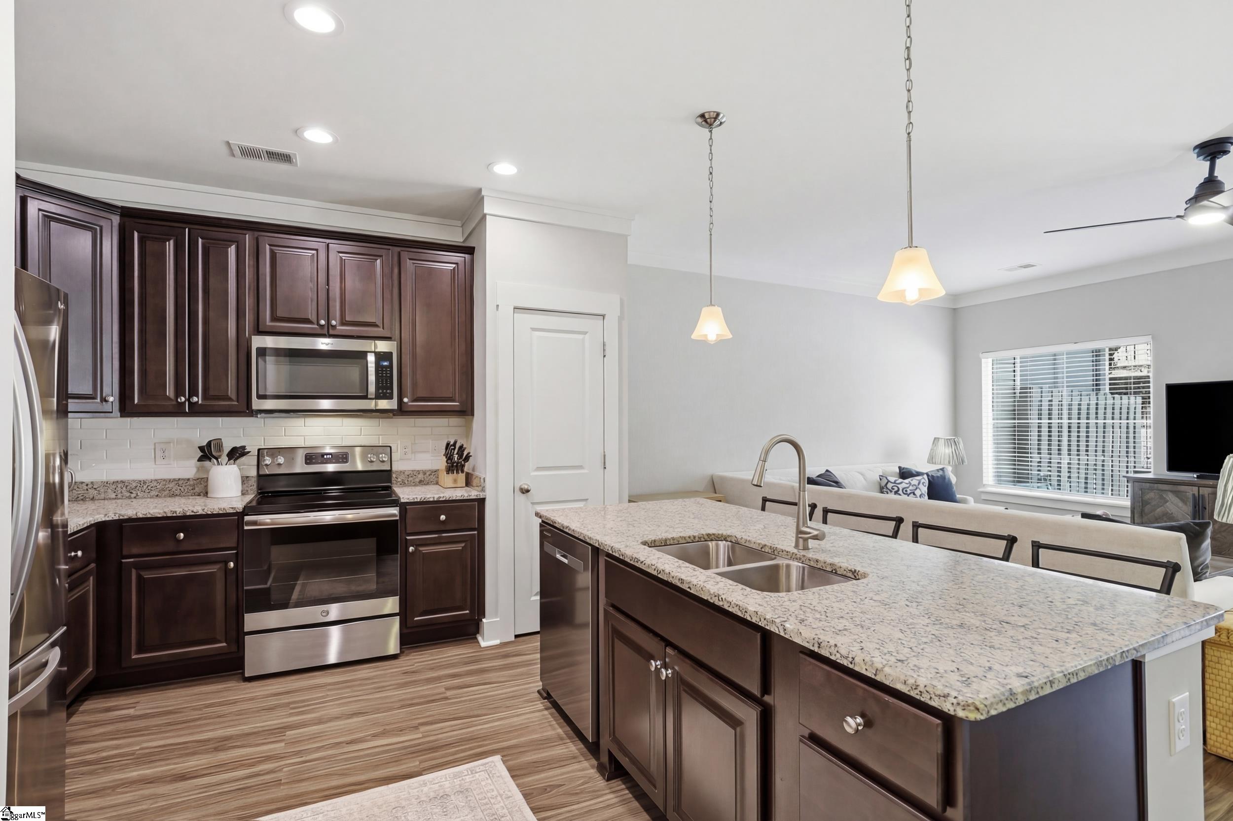 836 Stonebriar Street Simpsonville, SC 29681 - Photo 11 of 37