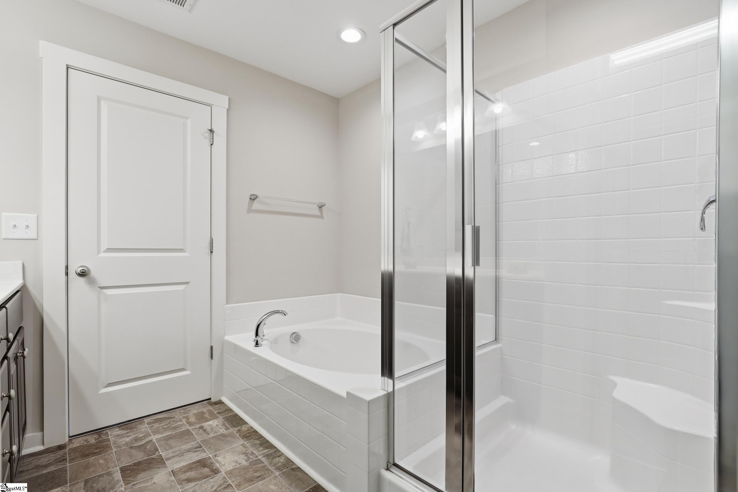 836 Stonebriar Street Simpsonville, SC 29681 - Photo 16 of 37