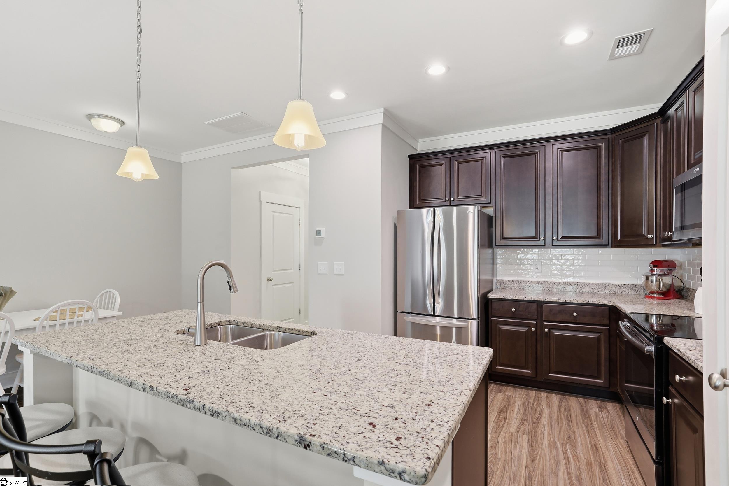 836 Stonebriar Street Simpsonville, SC 29681 - Photo 9 of 37