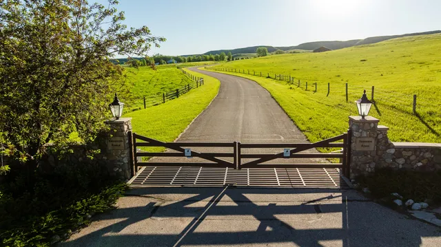 $1,925,000 | 42 Shepards Road, Big Horn, WY 82833