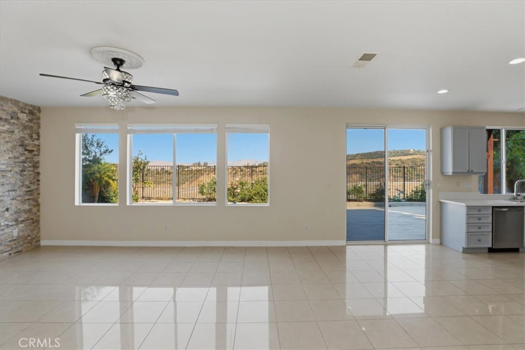 4469 Driving Range Road Corona, CA 92883 - Photo 15 of 82