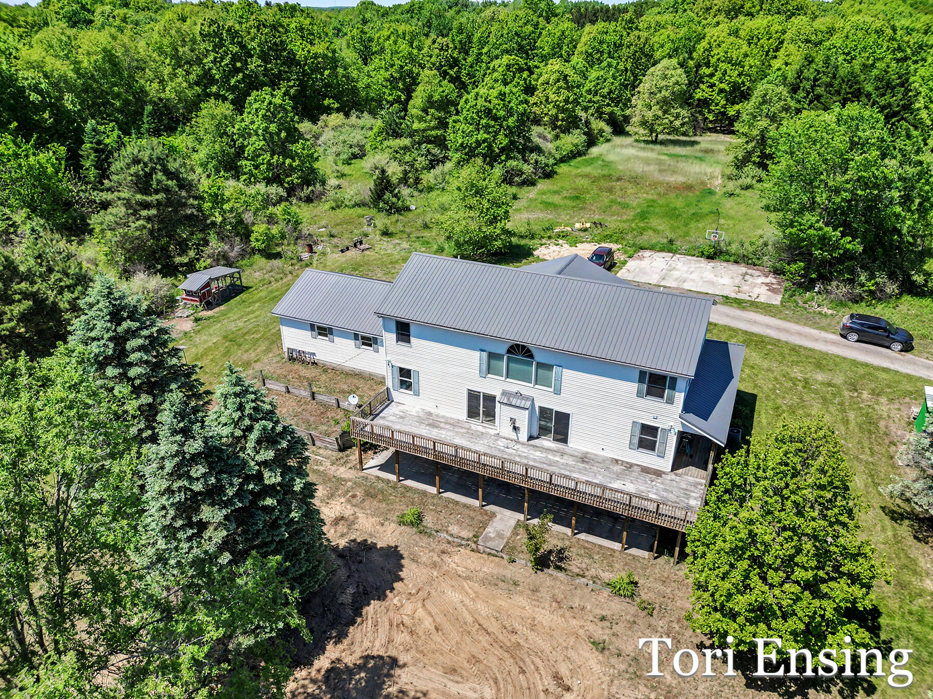 4654 Woods Road Sidney, MI 48885 - Photo 39 of 42 DJI_0552