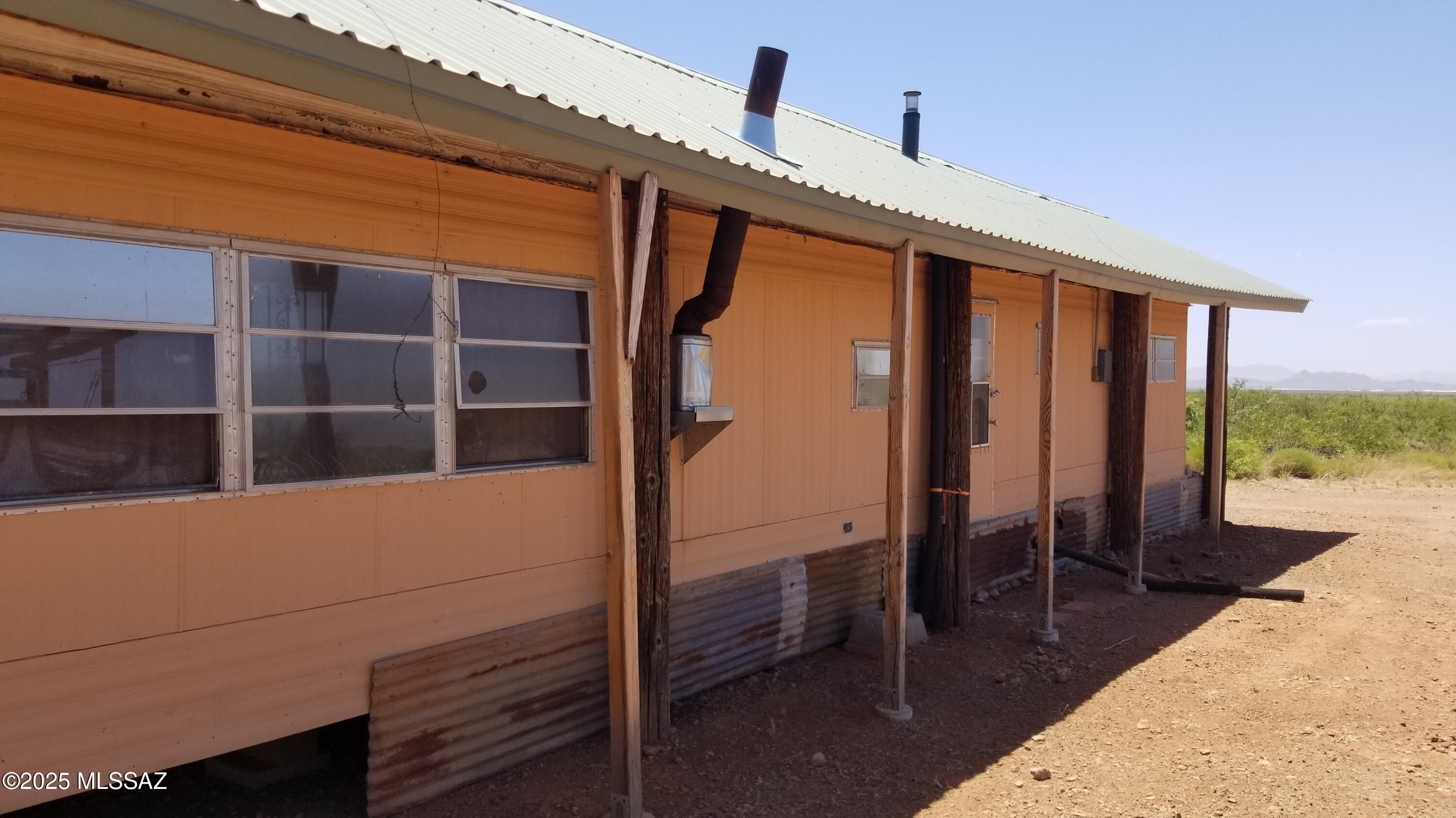 60-ac South Cross Creek Road, Unit 4 Pearce, AZ 85625 - Photo 12 of 39 Mobile N. Side