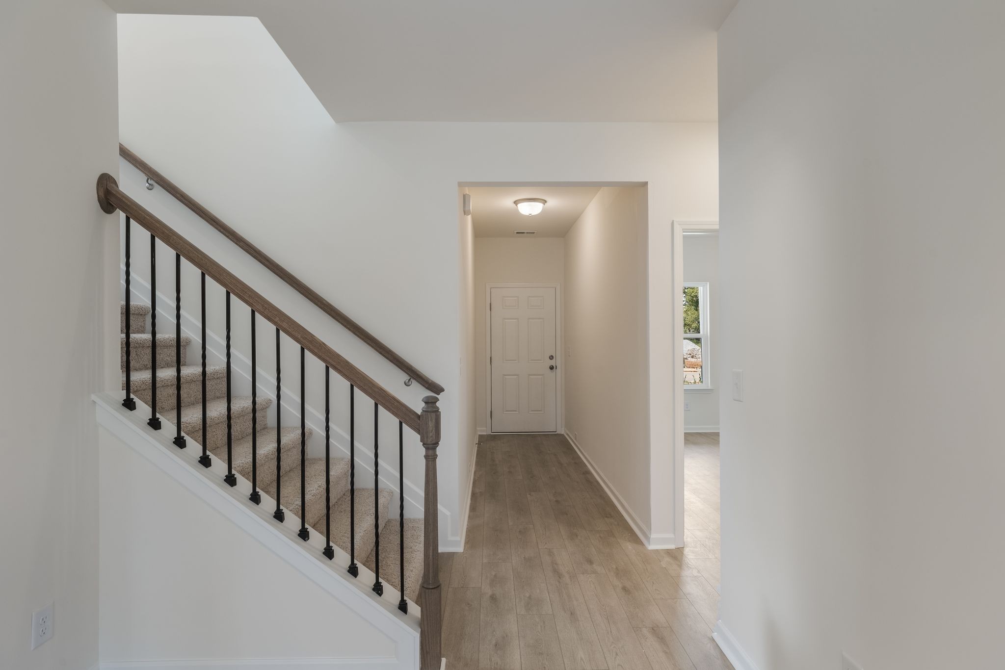 572 Nightengale Ridge Drive Columbia, TN 38401 - Photo 6 of 49