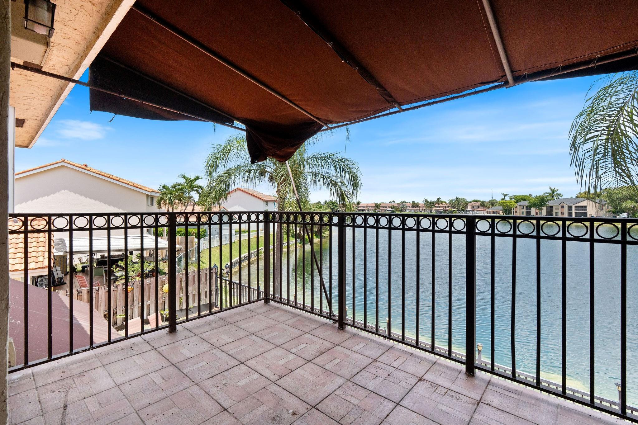 8313 Northwest 188th Terrace Hialeah, FL 33015 - Photo 43 of 50