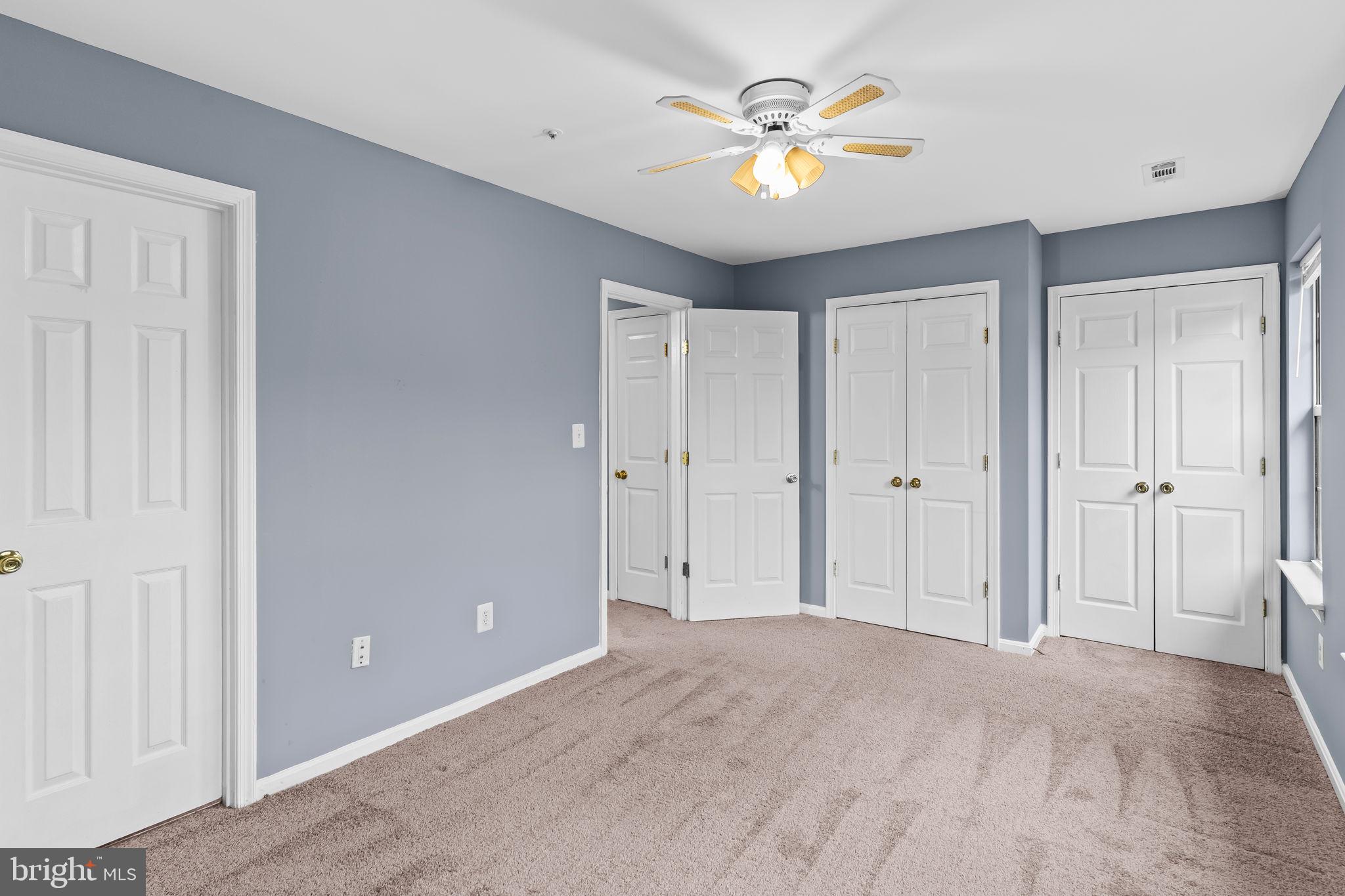 13192 Ripon Place Upper Marlboro, MD 20772 - Photo 10 of 23 a view of a livingroom with a chandelier fan