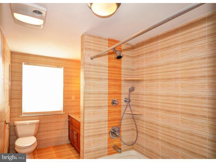 1864 Garth Road Philadelphia, PA 19116 - Photo 13 of 23 Gallery Image 13