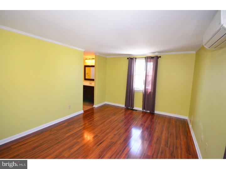 1864 Garth Road Philadelphia, PA 19116 - Photo 19 of 23 Gallery Image 19
