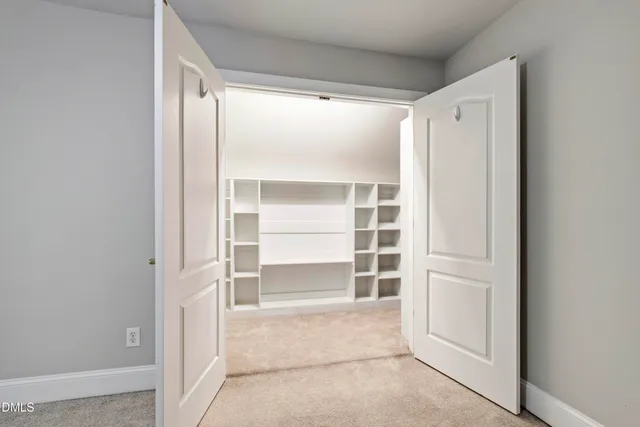 a view of entryway with a front door