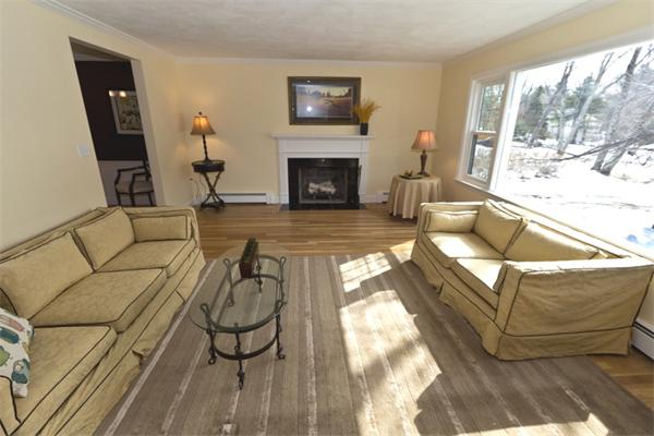 16 Reeves Road Bedford, MA 01730 - Photo 2 of 20 Gallery Image 2