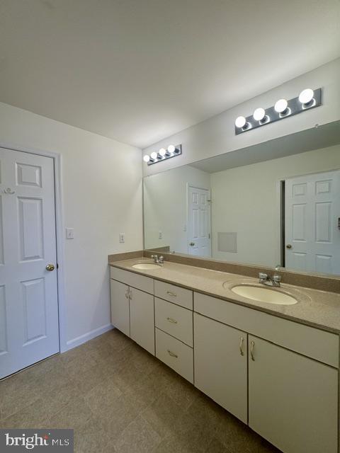26497 Thunder Road Millsboro, DE 19966 - Photo 19 of 30 Bright and spacious bathroom retreat.
