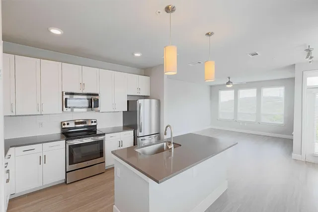 $1,489 | 4800 Steiner Ranch Boulevard, Unit 14306, Austin, TX 78732