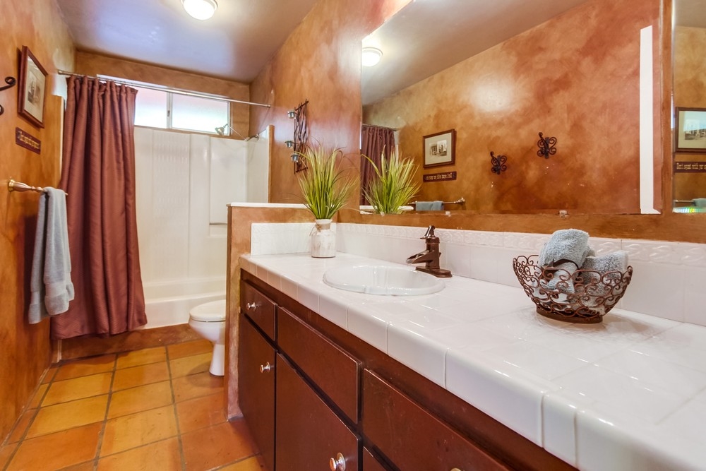 15065 Woods Valley Road Valley Center, CA 92082 - Photo 22 of 25 Gallery Image 22