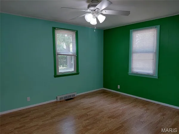 $205,000 | 25 West Oak Street, Mascoutah, IL 62258