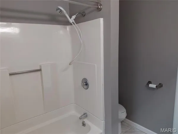 $205,000 | 25 West Oak Street, Mascoutah, IL 62258