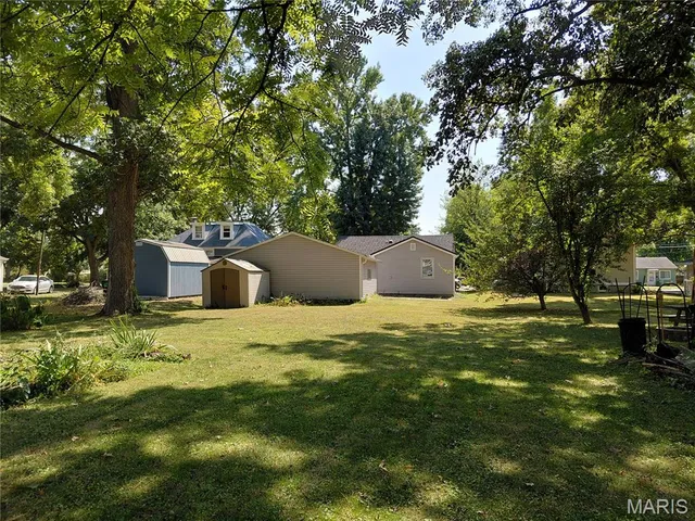 $205,000 | 25 West Oak Street, Mascoutah, IL 62258