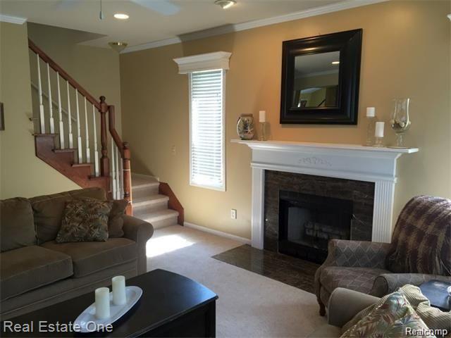 3372 Paddington Court Rochester Hills, MI 48309 - Photo 5 of 32