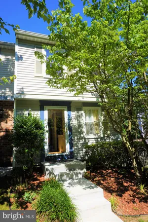 $2,500 | 8709 Susquehanna Street, Lorton, VA 22079