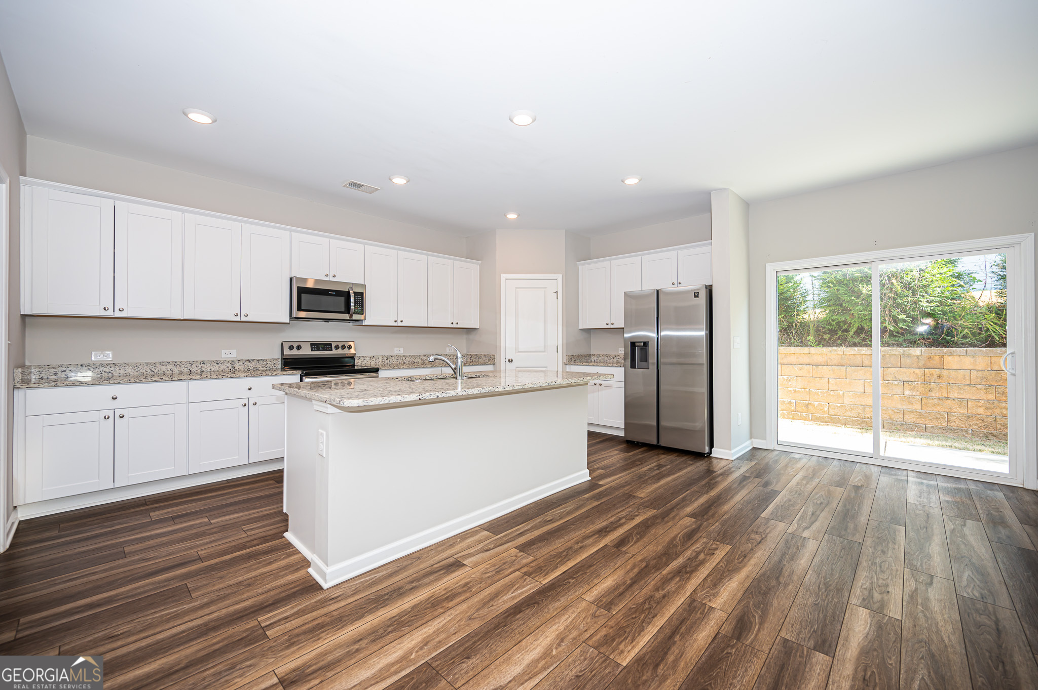 76 Blue River Court Pendergrass, GA 30567 - Photo 15 of 46