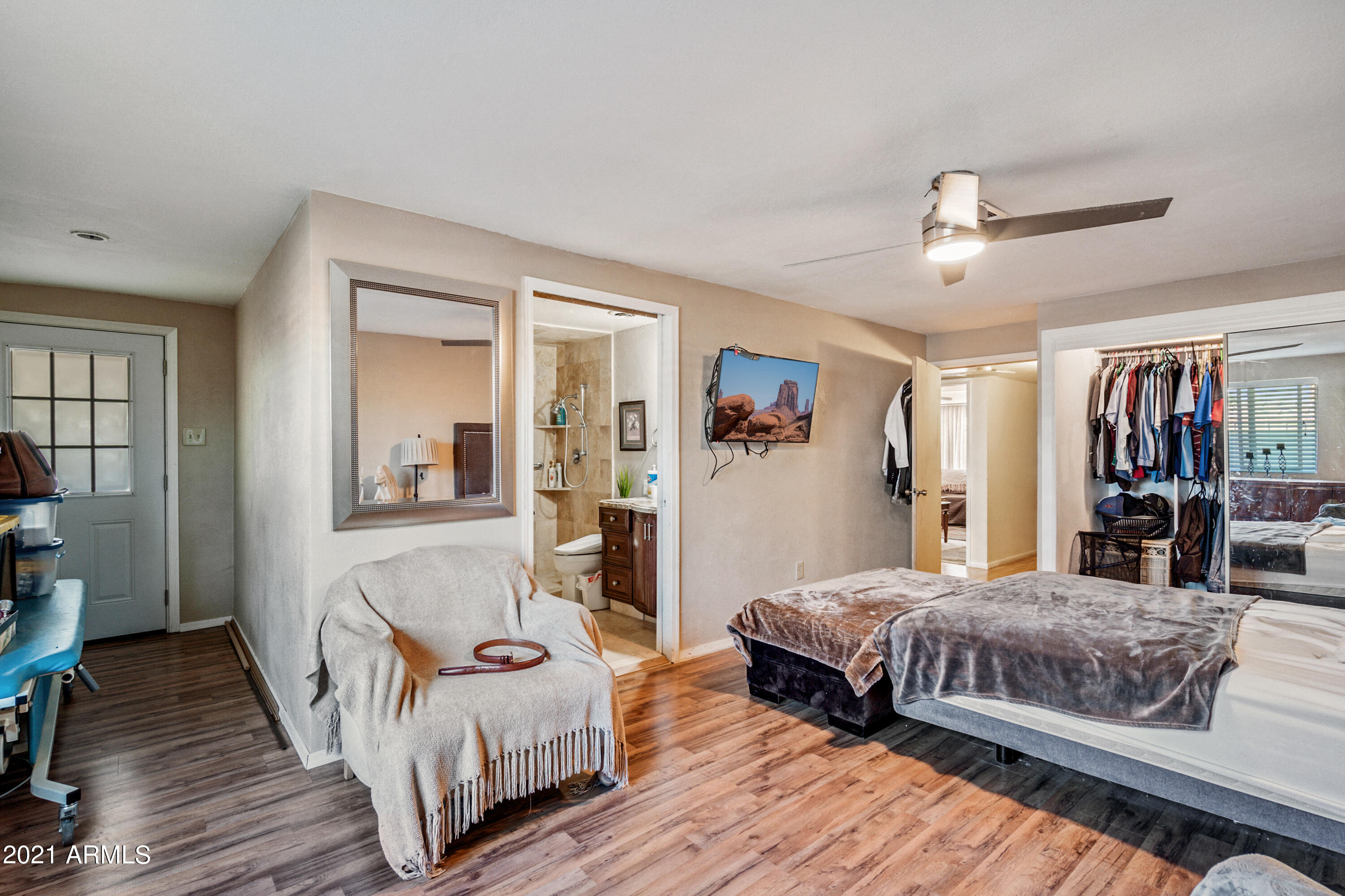 5530 West McDowell Road Phoenix, AZ 85035 - Photo 11 of 15 EM005873