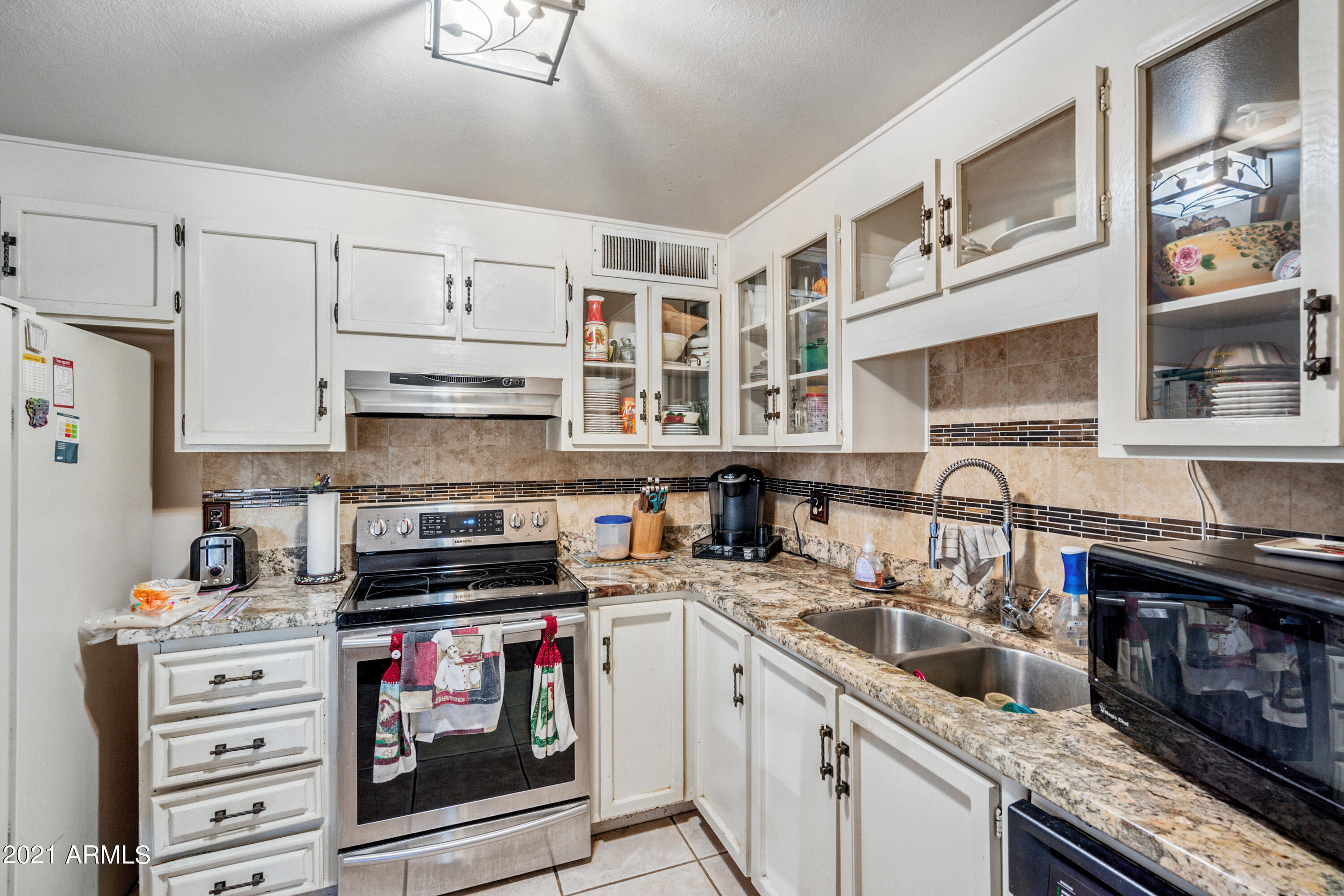 5530 West McDowell Road Phoenix, AZ 85035 - Photo 3 of 15 EM005864