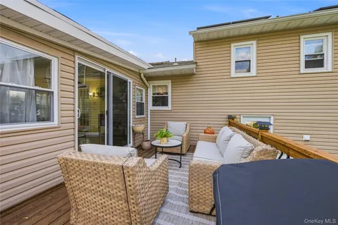 $489,750 | 47 Continental Drive, New Windsor, NY 12553