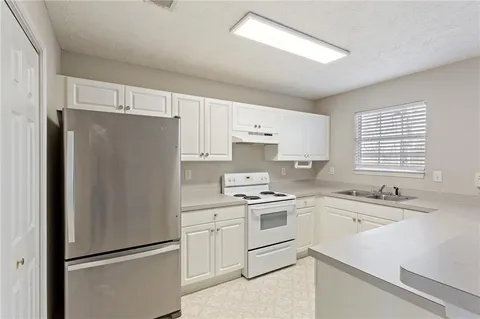 $349,000 | 400 Camilla Circle Southwest, Mableton, GA 30126