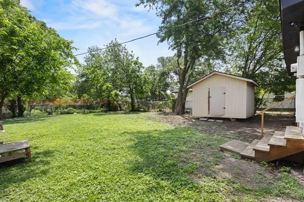 $1,900 | 2634 Seevers Avenue, Dallas, TX 75216