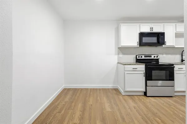 $1,900 | 2634 Seevers Avenue, Dallas, TX 75216