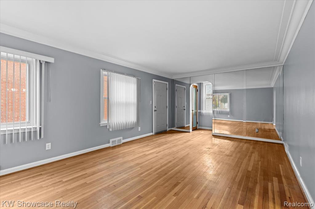 14422 Rutherford Street Detroit, MI 48227 - Photo 8 of 47 Gallery Image 8