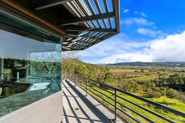 $2,500,000 | 23121 Vineyard Road, Geyserville, CA 95441