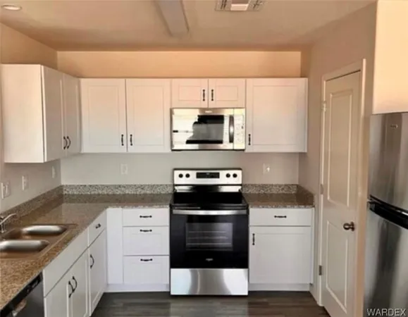 $1,665 | 3665 East Koval Road, Kingman, AZ 86409