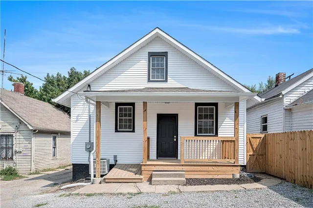 $225,000 | 1214 South 22nd Street, St. Joseph, MO 64507