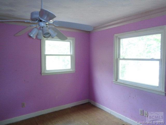808 Jamestown Road Morganton, NC 28655 - Photo 4 of 8 Gallery Image 4