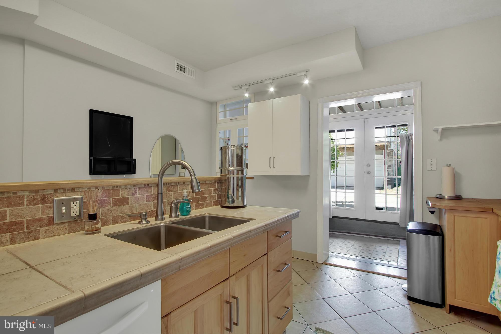 3124 Keswick Road Baltimore, MD 21211 - Photo 15 of 30 Kitchen