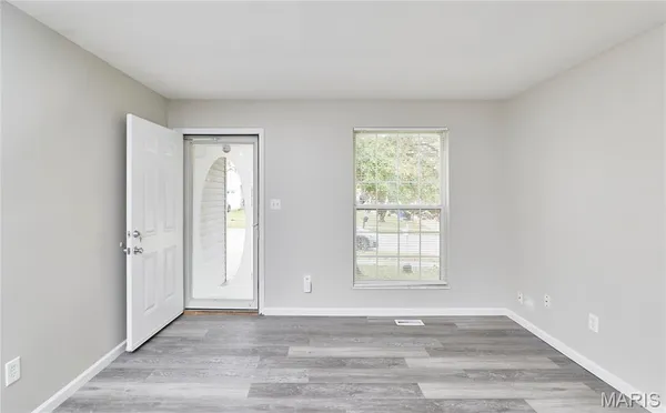 $1,500 | 12041 Victorian Village Court, St. Louis, MO 63138