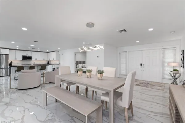 $11,000 | 2500 Kings Lake Boulevard, Naples, FL 34112