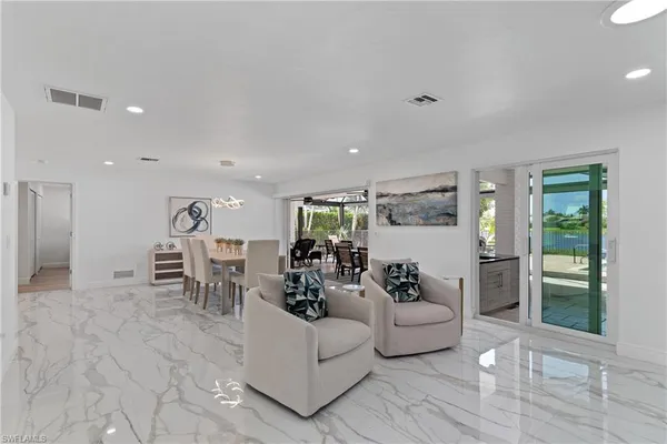 $11,000 | 2500 Kings Lake Boulevard, Naples, FL 34112