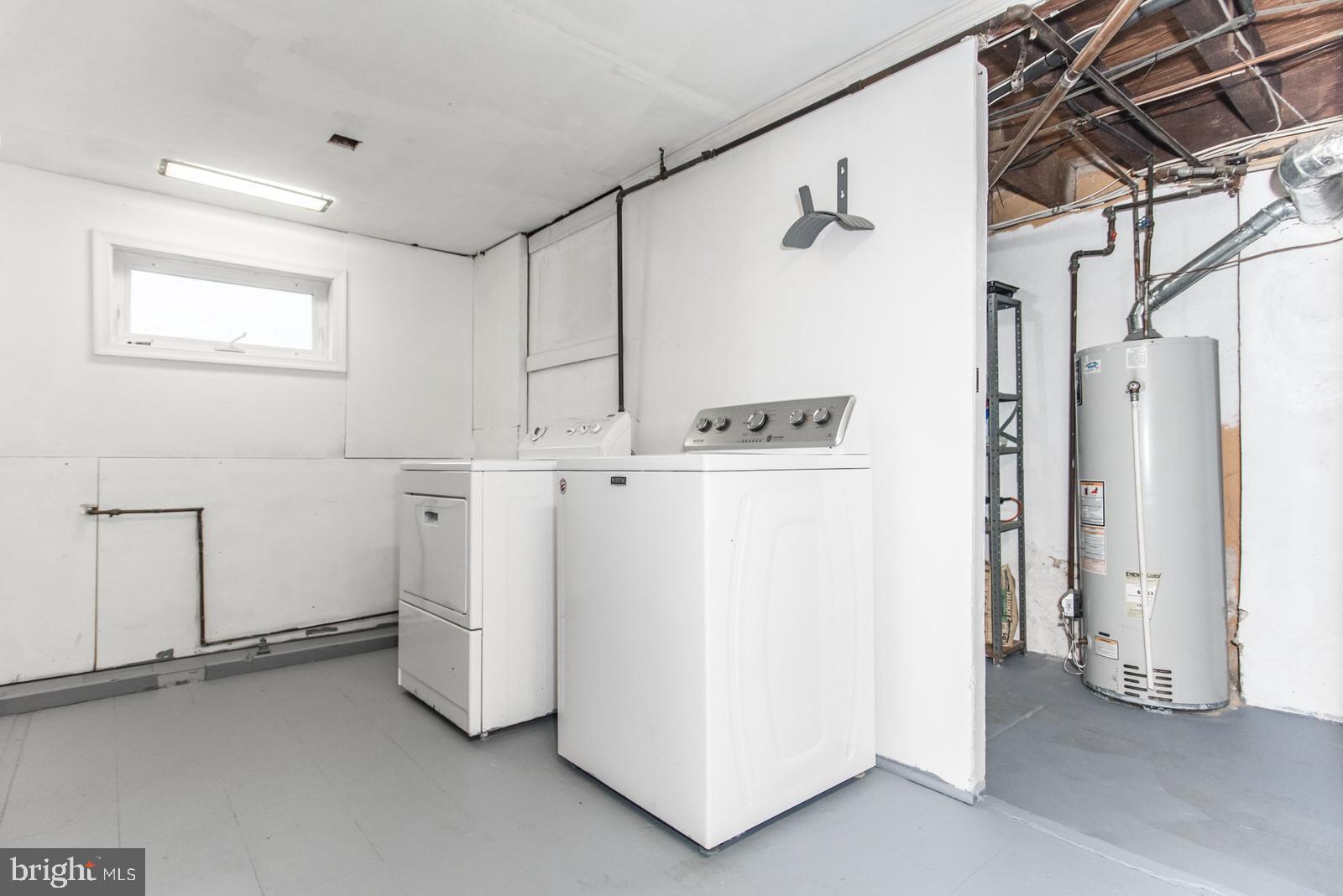 3404 Decatur Street Philadelphia, PA 19136 - Photo 31 of 40 LAUNDRY ROOM/ENCLOSED GARAGE