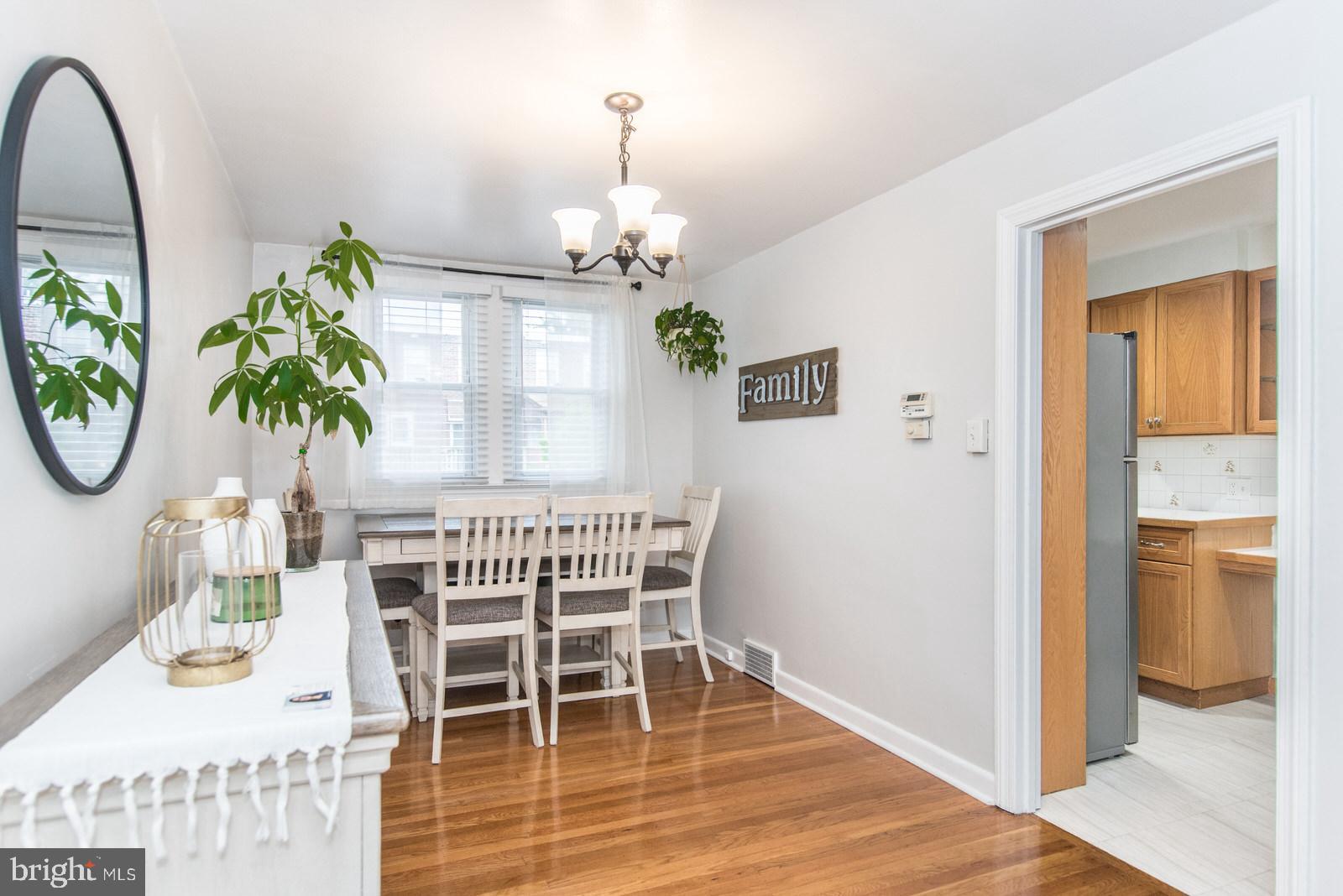 3404 Decatur Street Philadelphia, PA 19136 - Photo 8 of 40 DINING ROOM