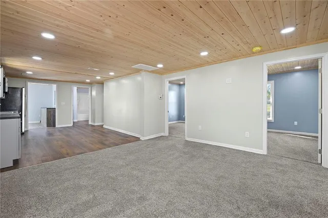 $349,000 | 22244 Northwest 1400th Road, Garnett, KS 66032