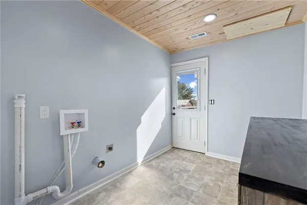 $349,000 | 22244 Northwest 1400th Road, Garnett, KS 66032