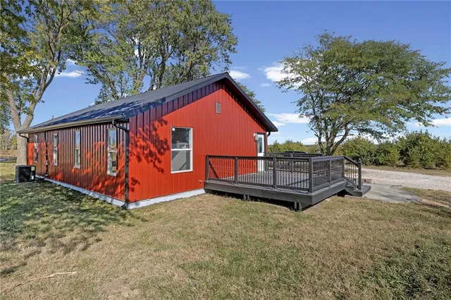 $349,000 | 22244 Northwest 1400th Road, Garnett, KS 66032