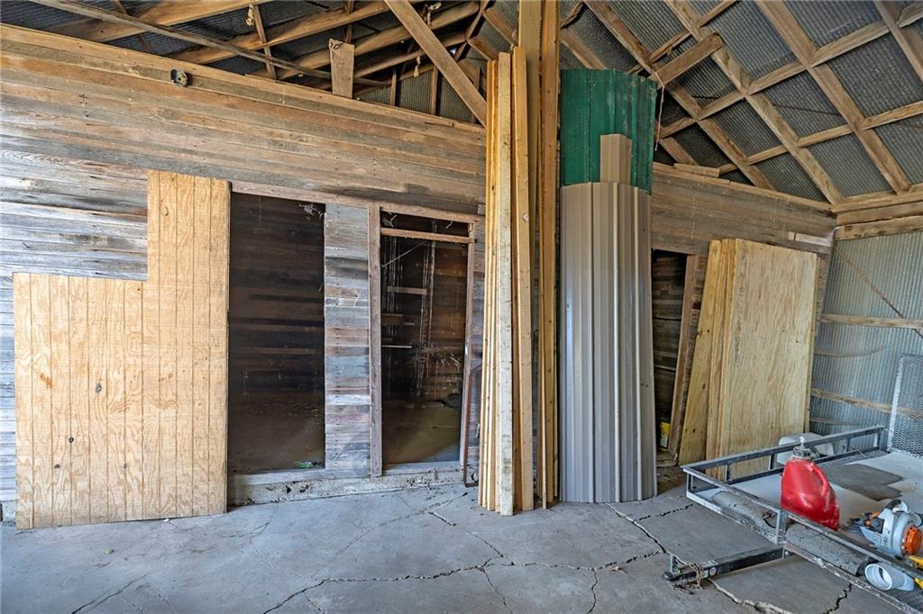 22244 Northwest 1400th Road Garnett, KS 66032 - Photo 45 of 72