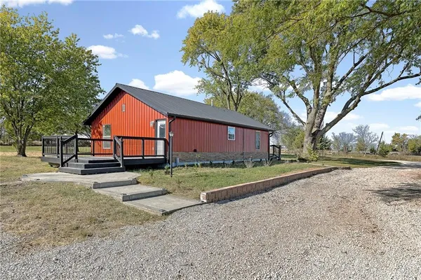 $349,000 | 22244 Northwest 1400th Road, Garnett, KS 66032