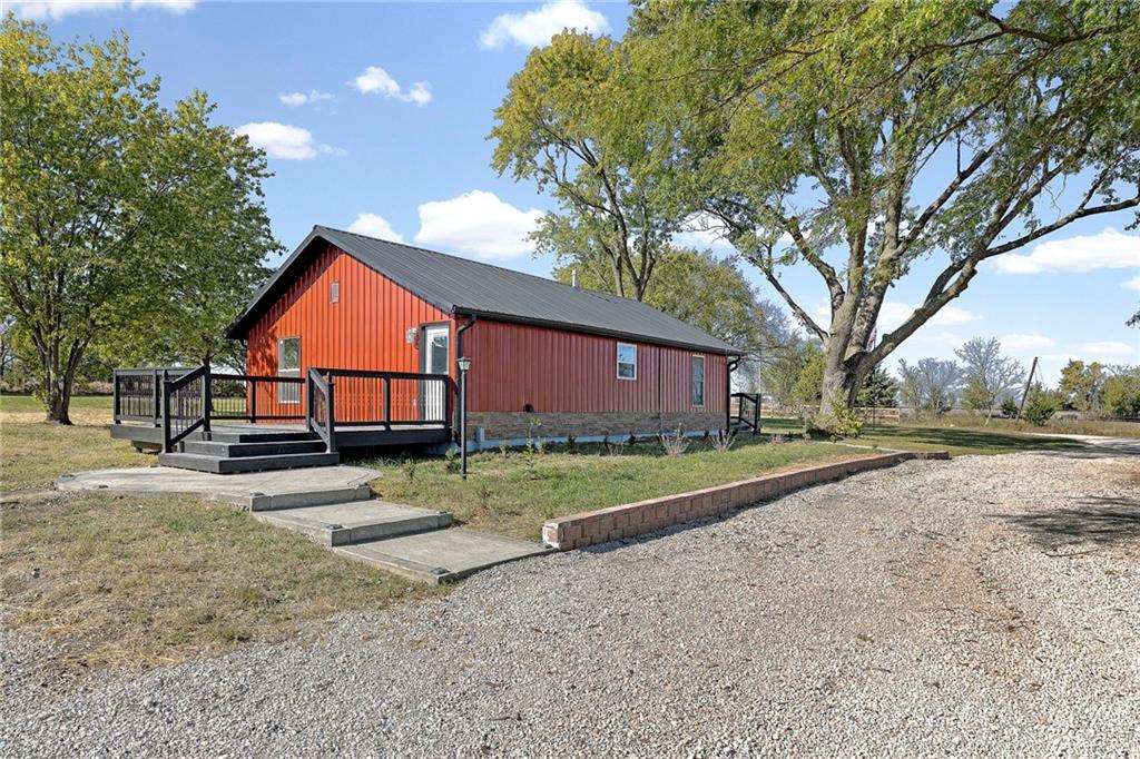 22244 Northwest 1400th Road Garnett, KS 66032 - Photo 5 of 72