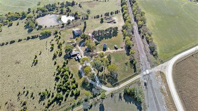 $349,000 | 22244 Northwest 1400th Road, Garnett, KS 66032