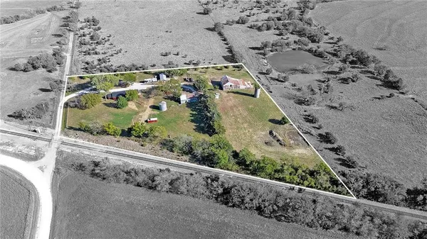 $349,000 | 22244 Northwest 1400th Road, Garnett, KS 66032